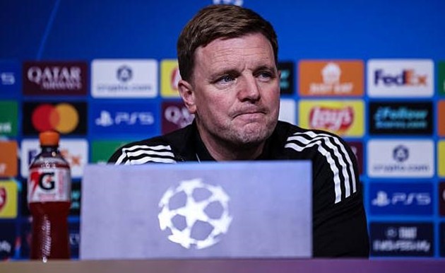 Eddie Howe tự tin đối đầu Barcelona.