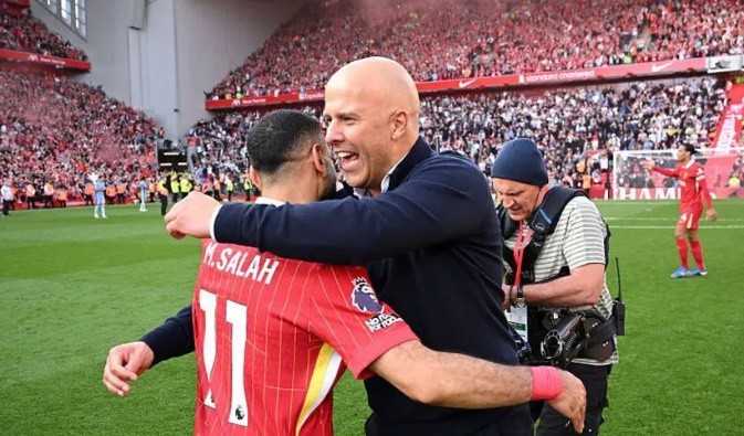 Liệu Slot có thể giúp Liverpool níu giữ hy vọng tại Champions League?