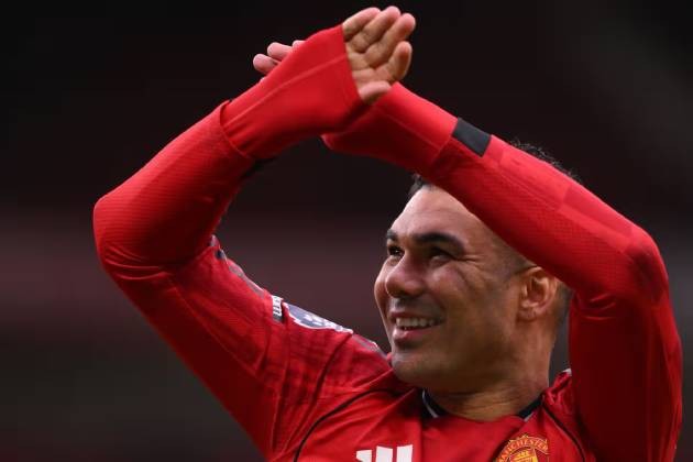 Casemiro gây tiếc nuối với quyết định rời MU sau mùa giải này.