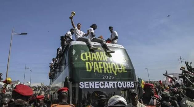 Quyết định tước cúp vô địch của Senegal từ CFA gây nhiều tranh cãi.