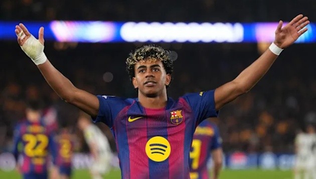 Yamal phá 2 kỷ lục trong trận thắng Newcastle.