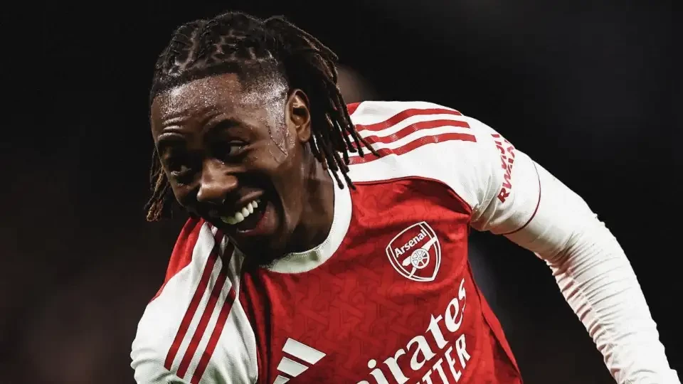 Eze vừa sáng tạo vừa tuân thủ chiến thuật.