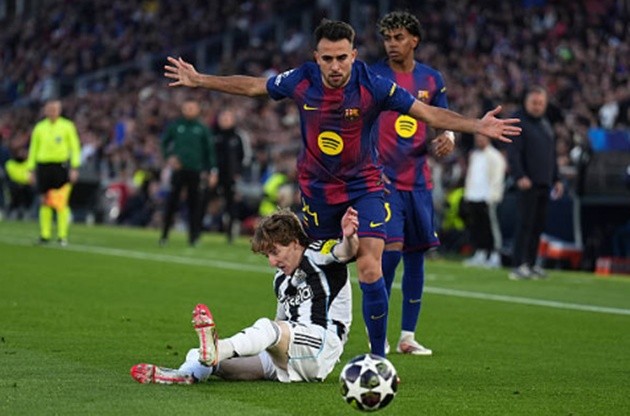 Eric Garcia (6.3): Mắc lỗi dẫn đến bàn gỡ của đối thủ và phải rời sân sớm do chấn thương.