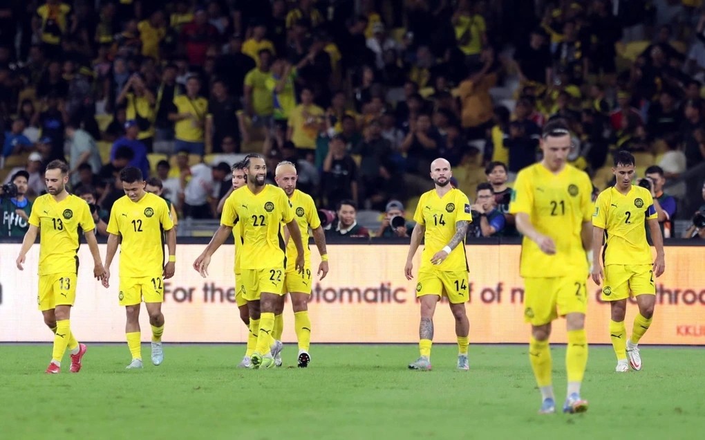 Malaysia đối mặt khủng hoảng sau án phạt từ FIFA.