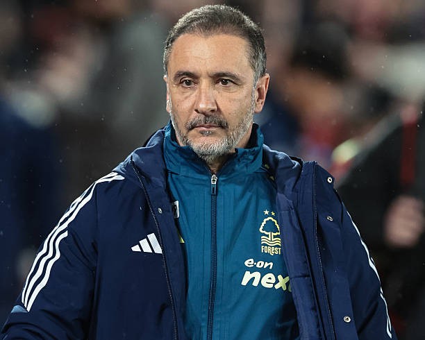 Pereira đối mặt với bài toán hóc búa.