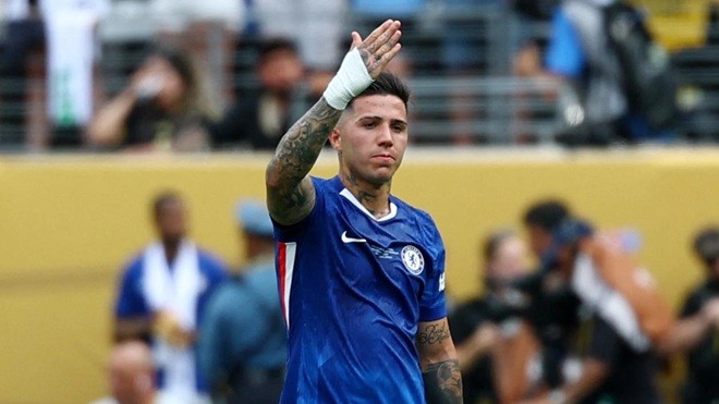 Enzo đã úp mở khả năng rời Chelsea.