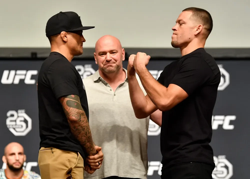 Dustin Poirier và Nate Diaz đối mặt tại buổi họp báo năm 2018