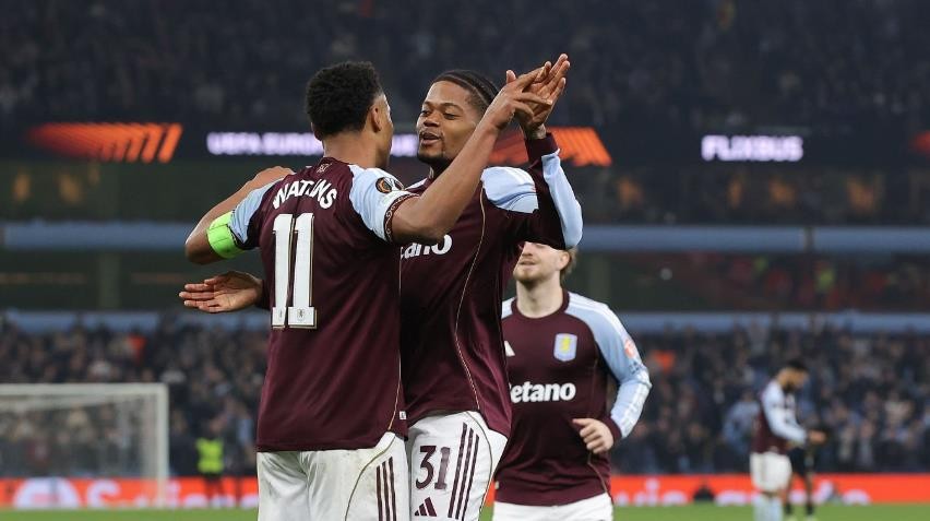 Villa xứng đáng giành vé vào tứ kết Europa League.