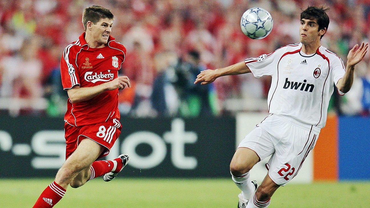 Thế trận căng như dây đàn suốt 90 phút.