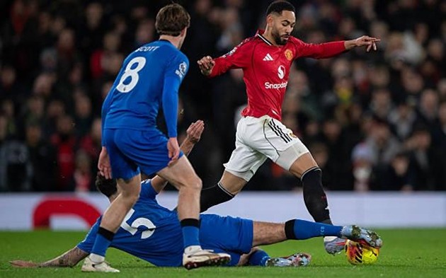 Bournemouth luôn biết cách gây ra khó khăn cho Manchester United.