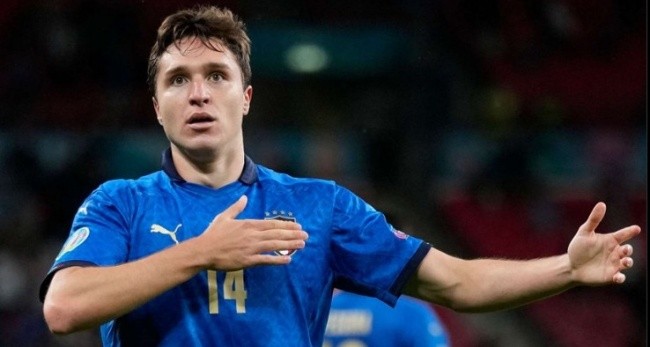 Chiesa trong màu áo tuyển Italia.