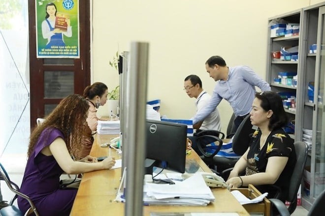 Đối với BHXH tự nguyện, mức bình quân thu nhập được tính trên toàn bộ thời gian đóng, có điều chỉnh theo hệ số trượt giá.

