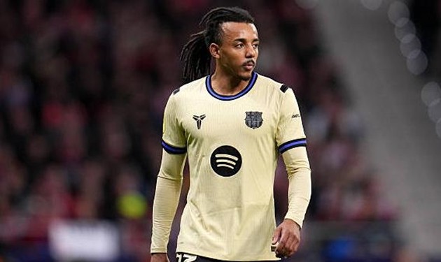 Barcelona có thể chấp nhận bán Jules Kounde.