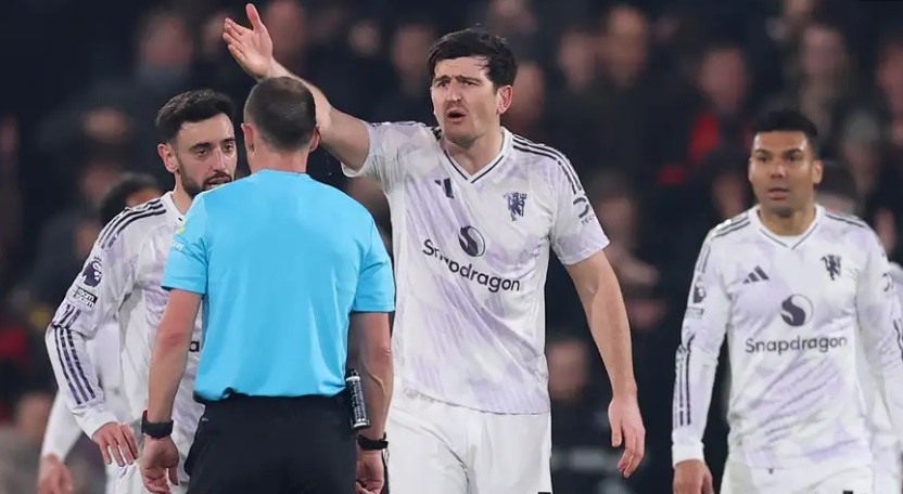 Bruno cho rằng trọng tài đã đưa ra quyết định bất lợi cho MU.