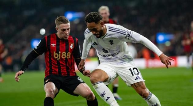 Cunha tiếp tục gây ấn tượng trong màu áo Quỷ đỏ.