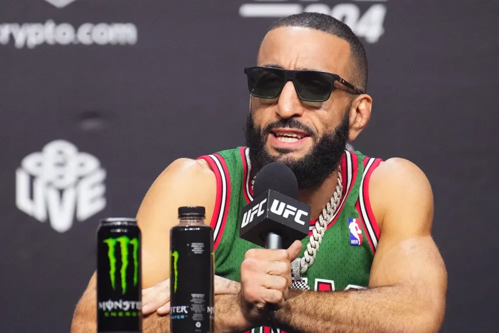 Belal Muhammad tại họp báo UFC 304