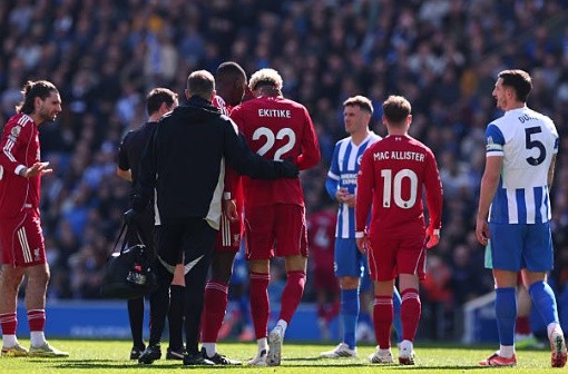 Cơn bão chấn thương khiến Liverpool gặp vô vàn khó khăn.