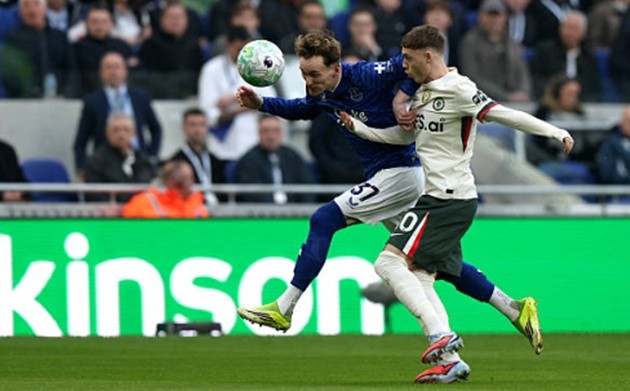 Garner rực sáng trước Chelsea.