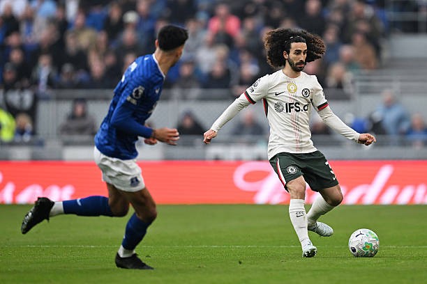 Marc Cucurella — 5.9 điển: Thường xuyên dâng lên quá cao và không kịp lùi về trong pha bóng dẫn đến bàn nhân đôi cách biệt của Everton. Cùng với sự hớ hênh của hệ thống phòng ngự, hậu vệ người Tây Ban Nha đã tạo ra một màn trình diễn vô cùng thiếu an toàn.