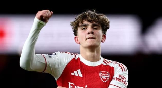 Max Dowman là báu vật của Arsenal.
