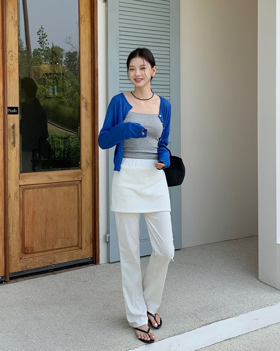 Nhờ sự thay đổi này, dép xỏ ngón có thể xuất hiện trong nhiều hoàn cảnh khác nhau, từ dạo phố, gặp gỡ bạn bè đến những buổi hẹn nhẹ nhàng.