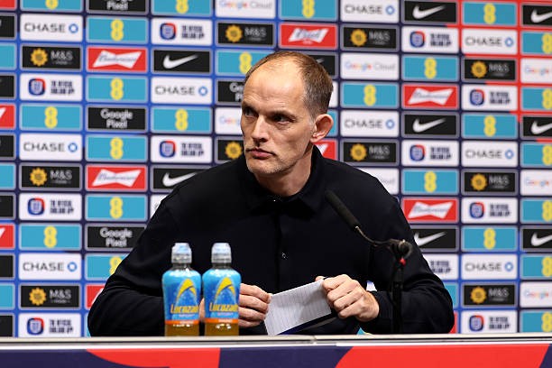 Tuchel bất ngờ gạch tên Alexander-Arnold.