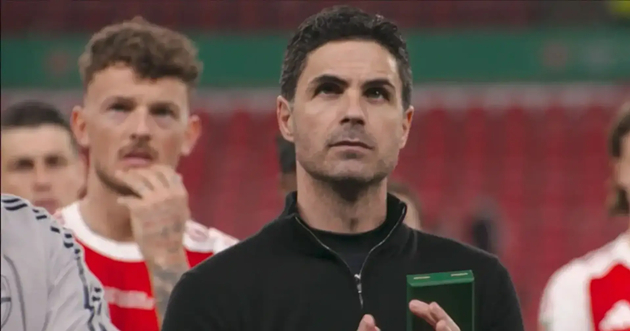 HLV Arteta bị không ít CĐV Arsenal chỉ trích sau trận thua Man City.