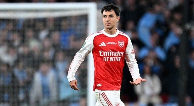 Martin Zubimendi - 5 điểm. Ngôi sao người Tây Ban Nha dường như bị ngợp trong trận chung kết cúp đầu tiên tại xứ sở sương mù. Zubimendi thi đấu thiếu gắn kết và đặc biệt để lại dấu hỏi lớn khi bỏ quên Nico O'Reilly trong tình huống Man City khai thông thế bế tắc.