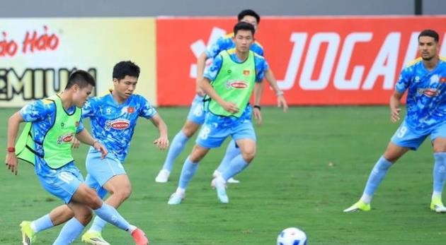 Tuyển Việt Nam tích cực chuẩn bị cho loại.