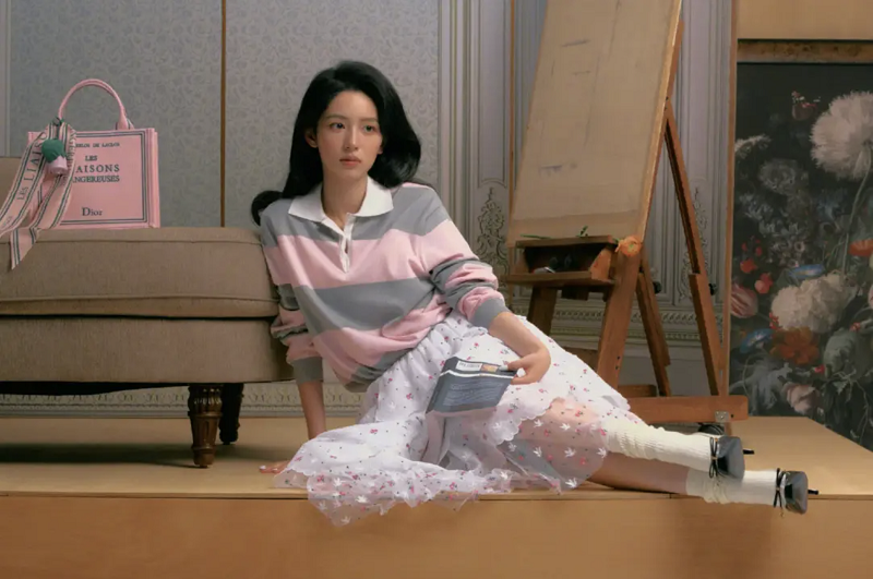 Áo thun kẻ sọc ngang từ lâu đã trở thành một trong những thiết kế mang tính biểu tượng trong làng thời trang.