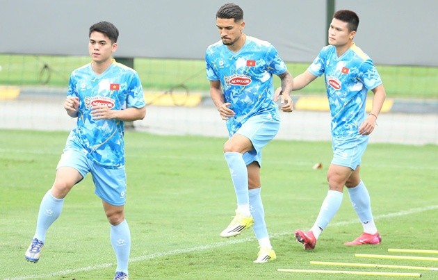 Hoàng Hên hay Văn Khang xuất sắc nhưng vẫn chỉ là gương mặt mới