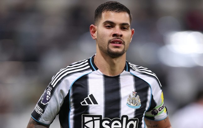 Bruno Guimaraes hiện đang là mục tiêu số một của Man Utd. 