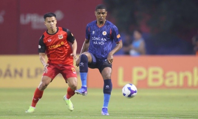 Lê Ngọc Bảo thất thế trước ngoại binh bên phía CAHN.