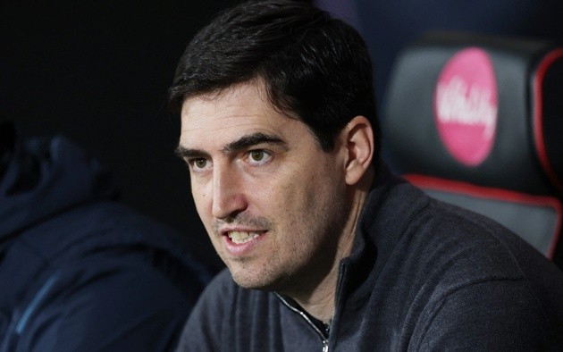 Palace bất ngờ nhắm Iraola sau khi chia tay Glasner