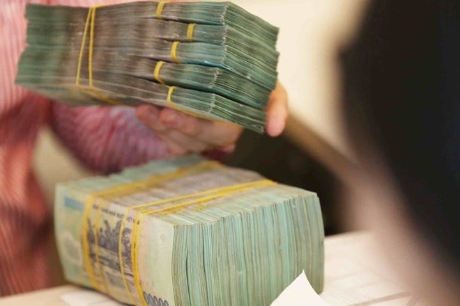 Cán bộ, công chức, viên chức, công nhân và người lao động (bao gồm người tham gia BHXH tự nguyện, người nghỉ hưu từ quỹ BHXH nông dân Nghệ An chuyển sang); quân nhân, công an nhân dân và người làm công tác cơ yếu đang hưởng lương hưu hằng tháng.

