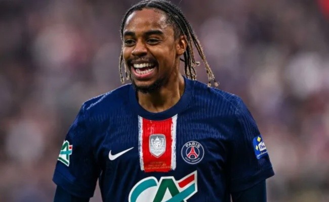 Bradley Barcola trong màu áo PSG.