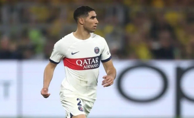 Hakimi cam kết gắn bó với PSG.