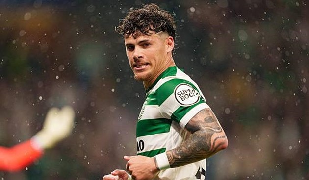 Maxi Araujo nằm trong tầm ngắm của Chelsea và Manchester United.