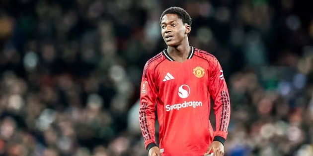 Phát triển Kobbie Mainoo là phương án khả dĩ hơn dành cho BLĐ Quỷ đỏ?