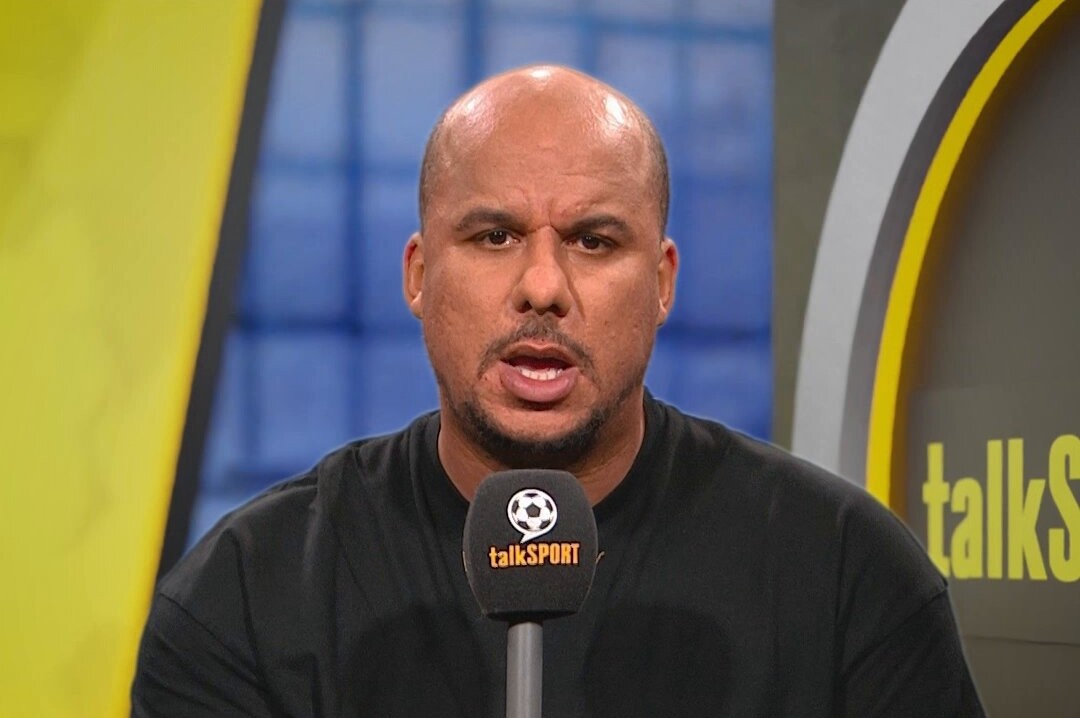 Gabby Agbonlahor gây tranh cãi với danh sách 10 cầu thủ vĩ đại nhất lịch sử Ngoại hạng Anh.