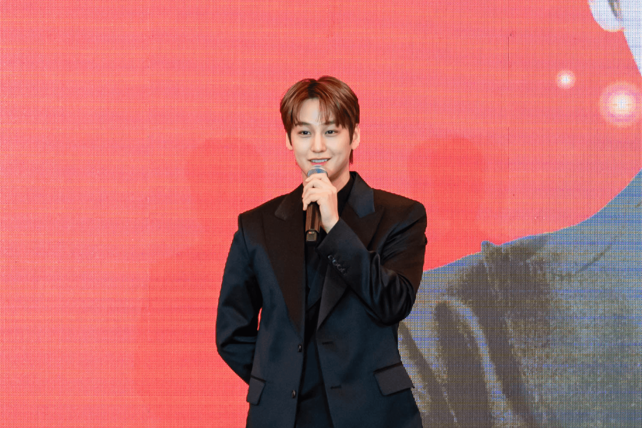 Ảnh màn hình 2026-03-25 lúc 20.44.39.png