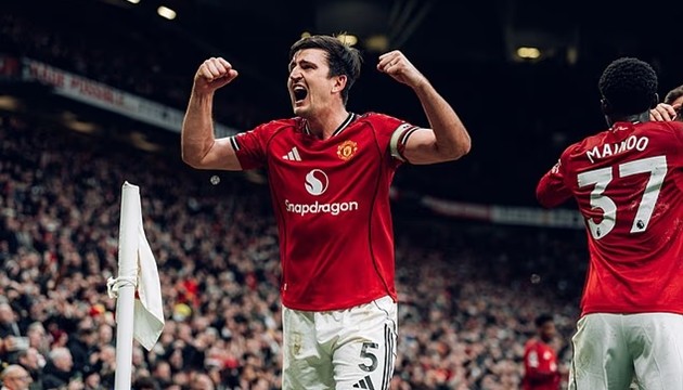 Harry Maguire sẽ tiếp tục gắn bó với đội chủ sân Old Trafford?