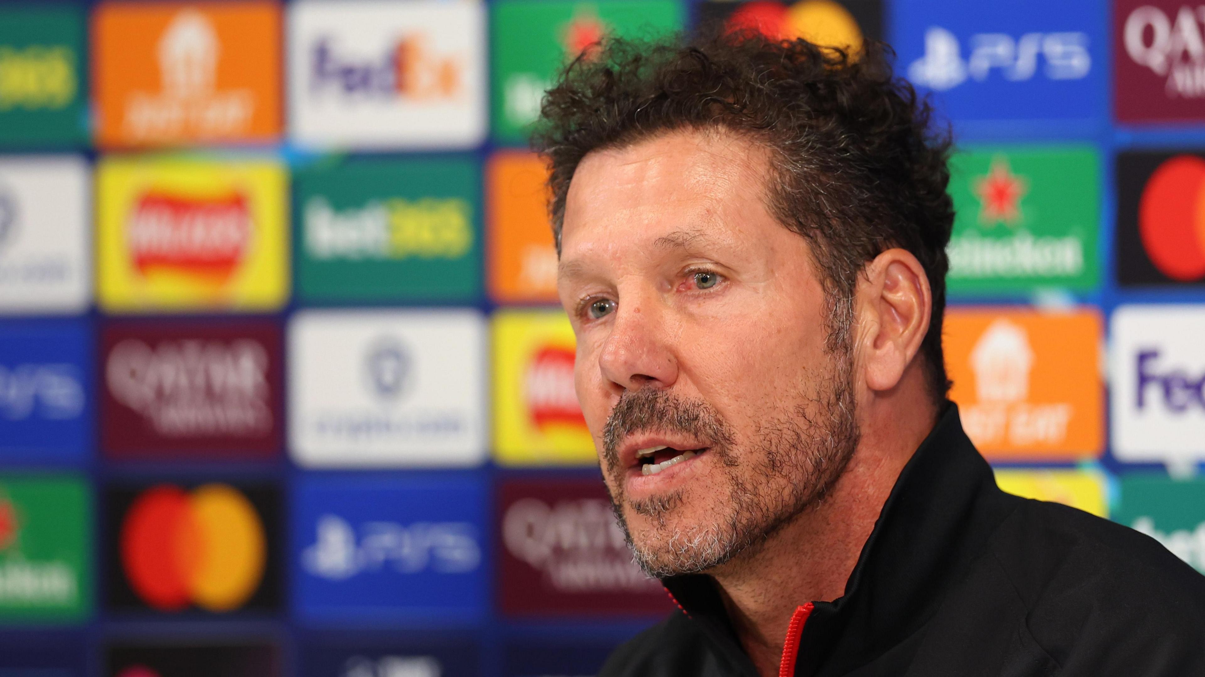 Simeone và phong cách chiến thuật của Mourinho.