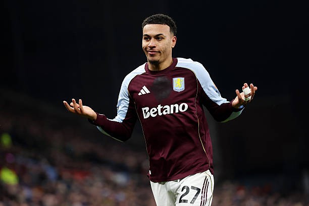 Rogers lọt vào tầm ngắm của Man Utd. 