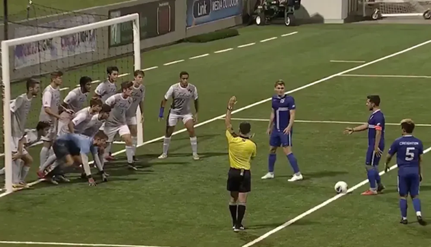 Những quả phạt gián tiếp có thể thay đổi cục diện trận đấu nhanh chóng.