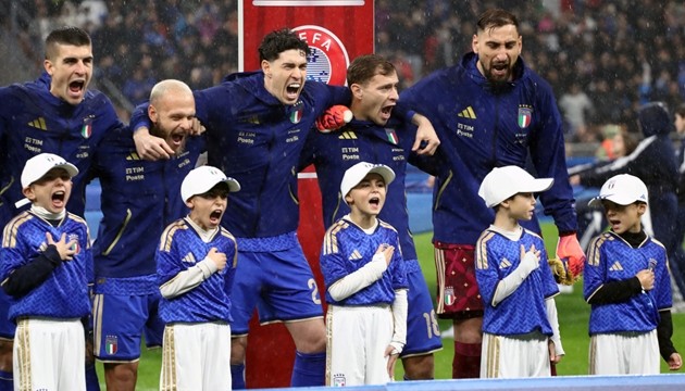 Hành trình trở lại đỉnh cao của đội tuyển Ý gặp rất nhiều gian nan.