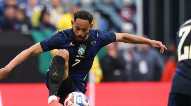 Cunha không thể làm nên khác biệt trước Pháp.