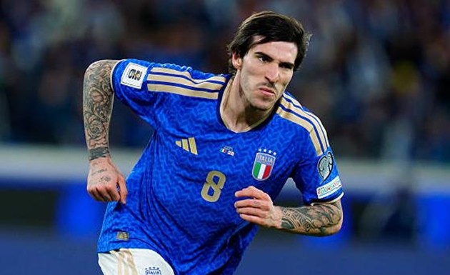 Sandro Tonali góp công giúp tuyển Ý đi tiếp.