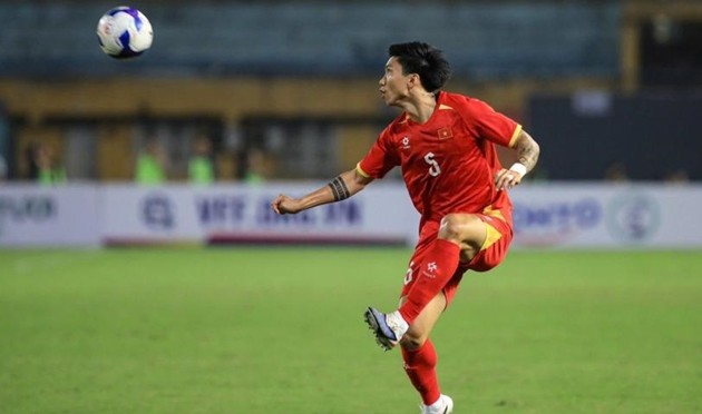 Đoàn Văn Hậu xúc động trong ngày trở lại tuyển Việt Nam.