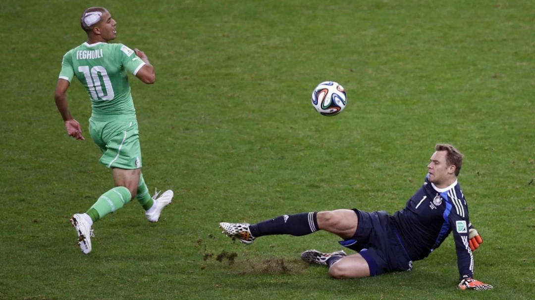 Đêm huyền thoại của anh trước Algeria.